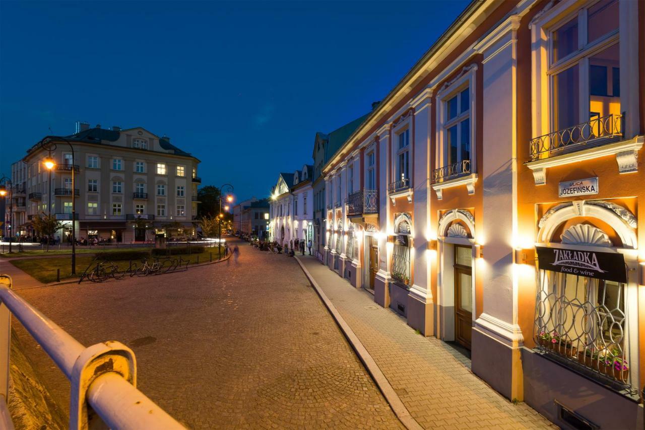 Home Far From Home Krakow Exterior photo